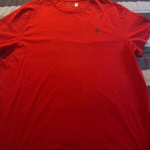 Red men’s polo t shirt in a XXL USED
